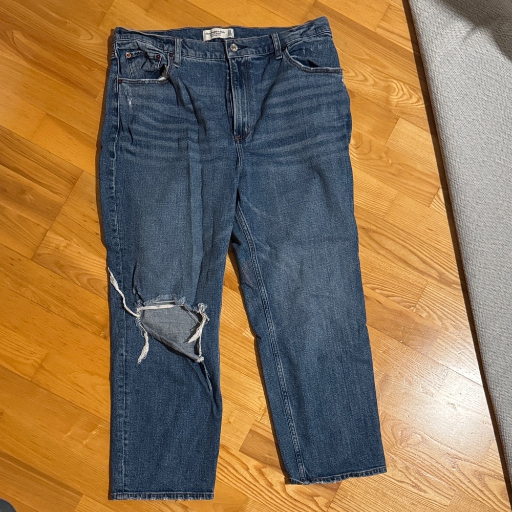 AF ultra high rise ankle straight jeans 16s